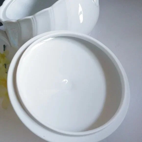 Sheffield White Vegetable Bowl Fine China Porcelain - Picture 13 of 13